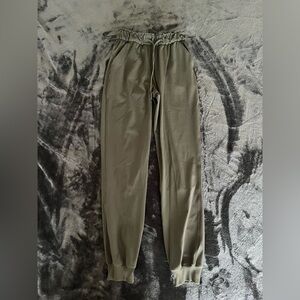 Lululemon Keep it Moving Joggers